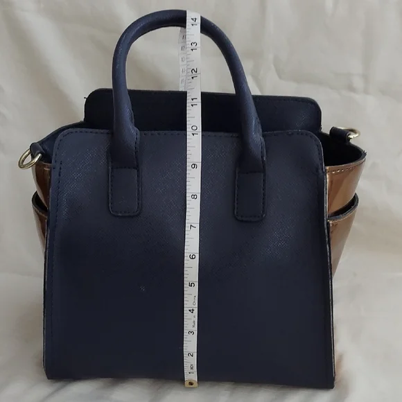 London Fog Navy and Tan Women's Bag - Picture 2 of 4